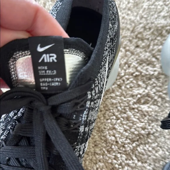 Nike Air Black and Gray Knit Sneakers